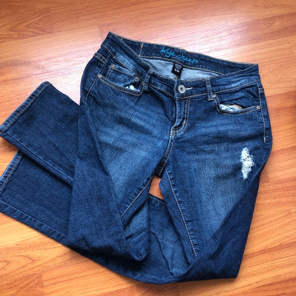Ariya Jeans